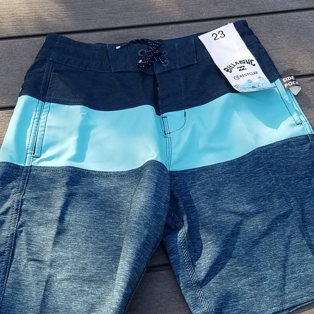 Boys boardshorts NEW